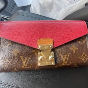 Louis Vuitton Wallet